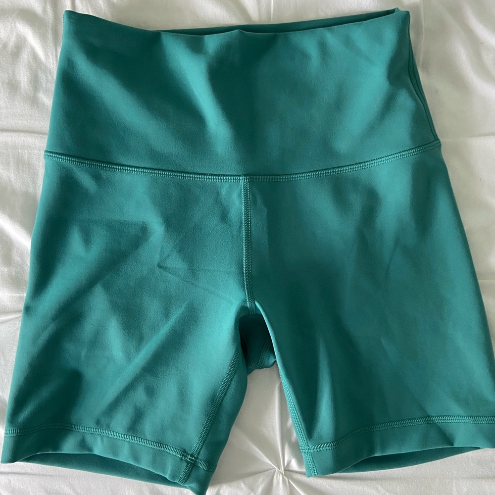 Wunder Under Shorts 6” Teal Lagoon Size 6 Lululemon